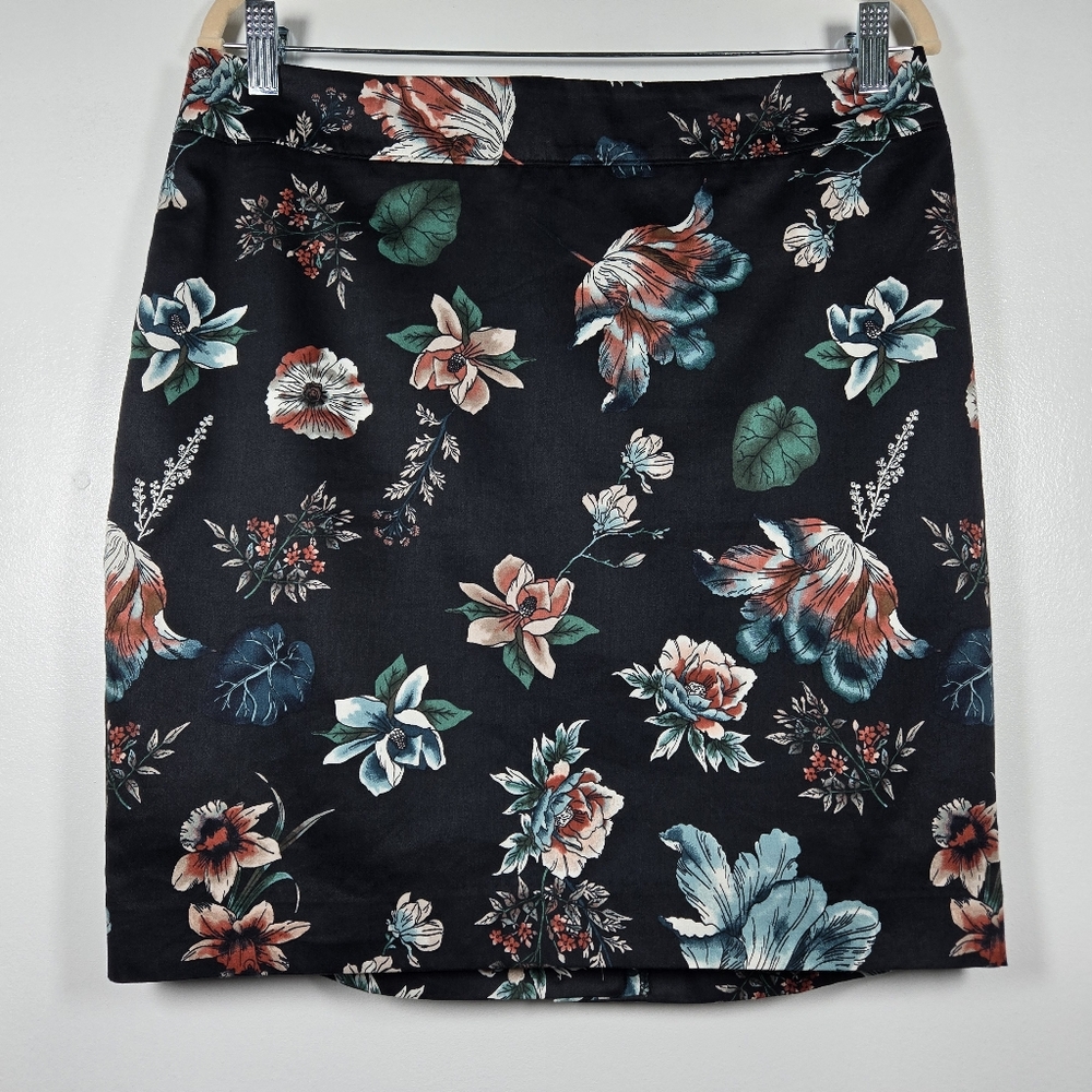 NEW LOFT Black Floral Cotton Career Wear Pencil Skirt Size 12 Petite